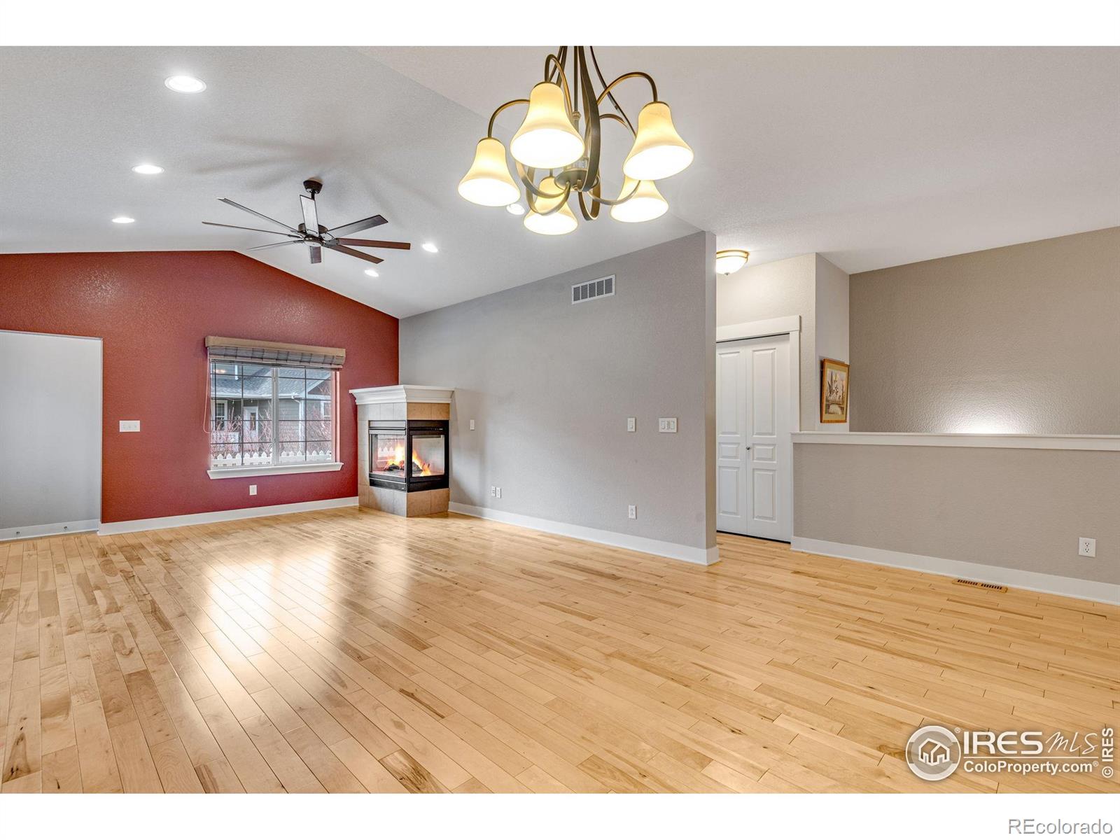 MLS Image #9 for 1038  village circle,erie, Colorado