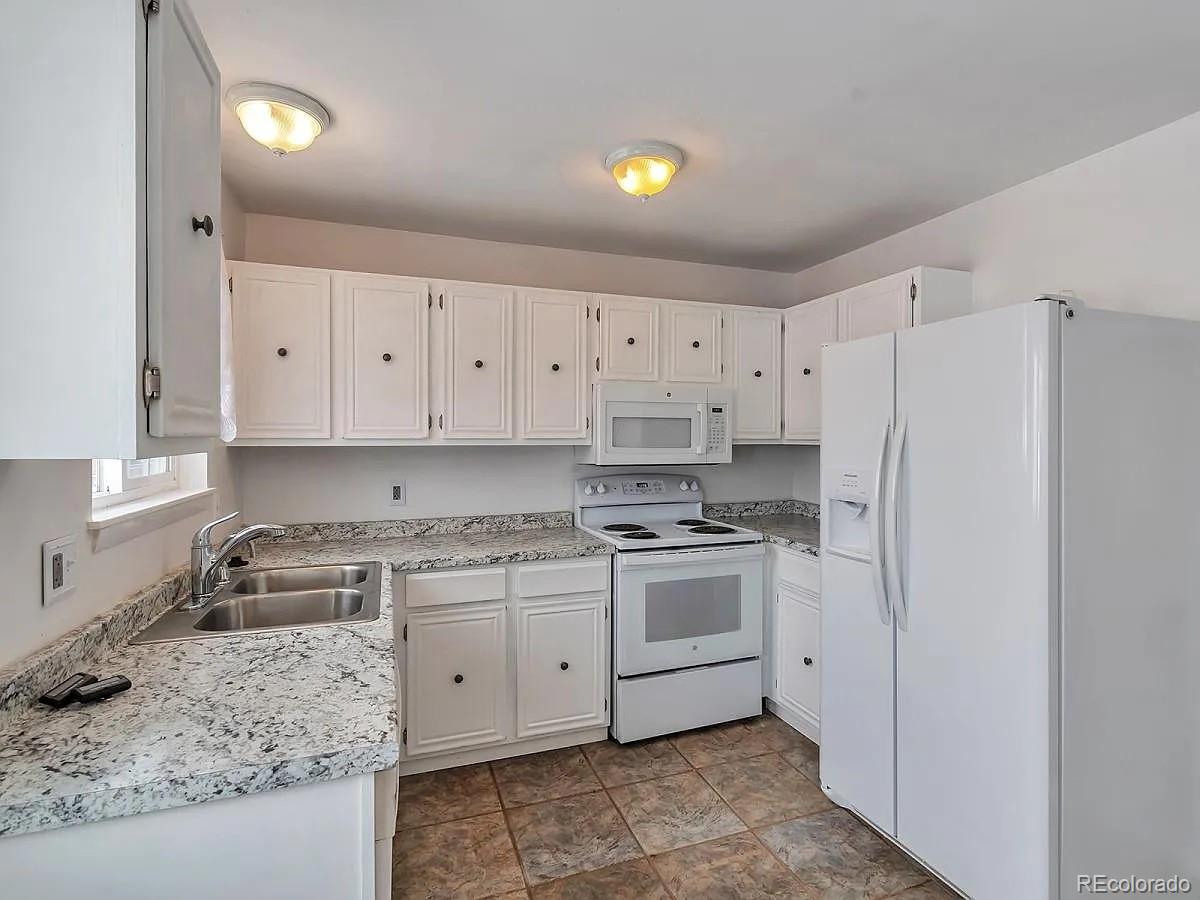 MLS Image #5 for 9135 w maplewood avenue,littleton, Colorado