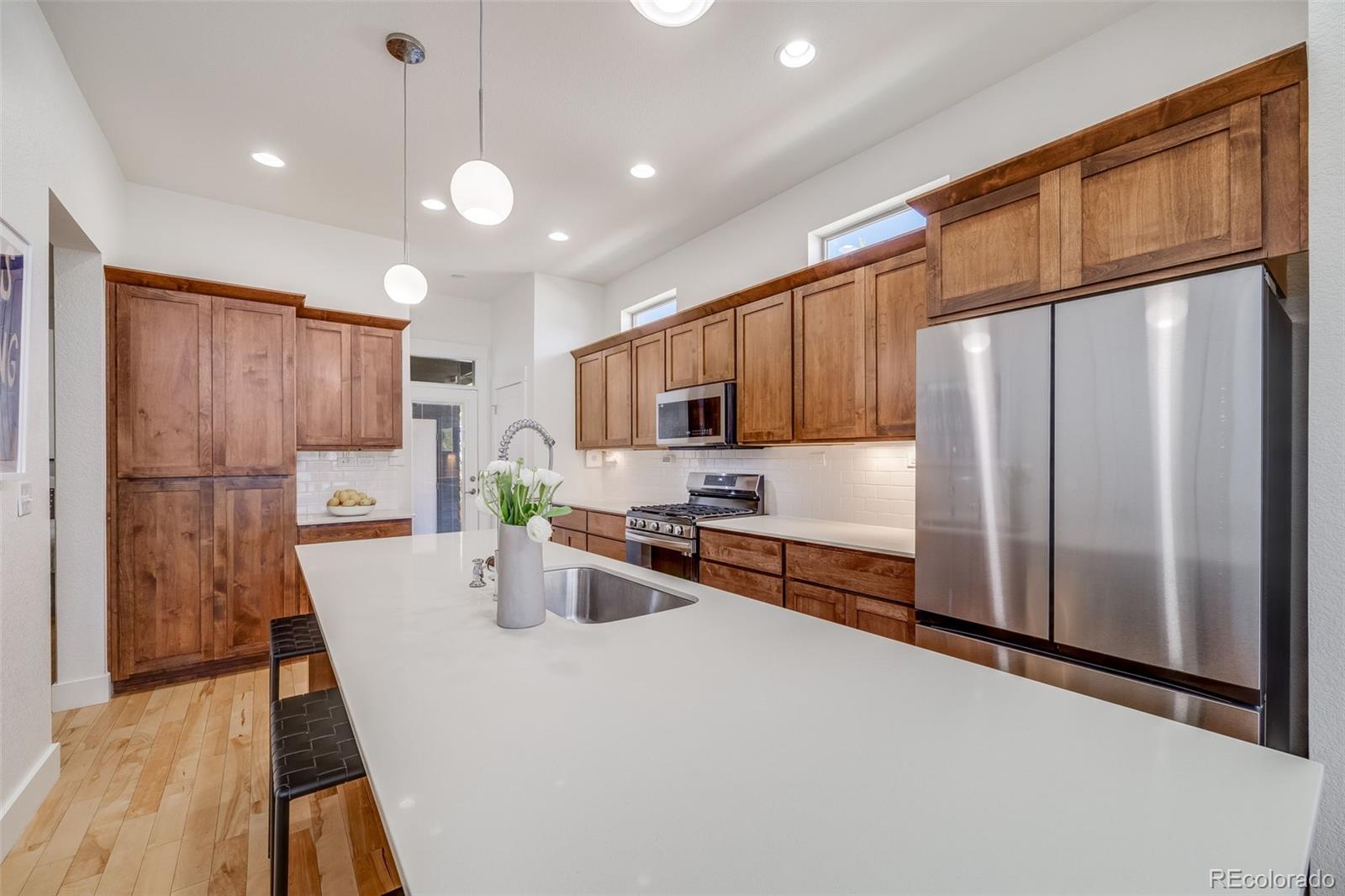 MLS Image #10 for 2777  ironton street,denver, Colorado