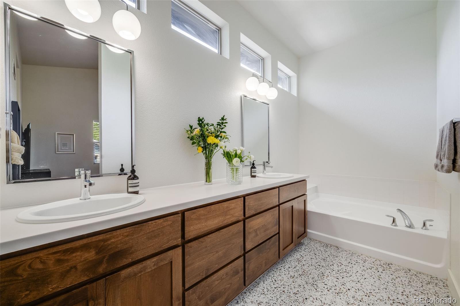MLS Image #19 for 2777  ironton street,denver, Colorado