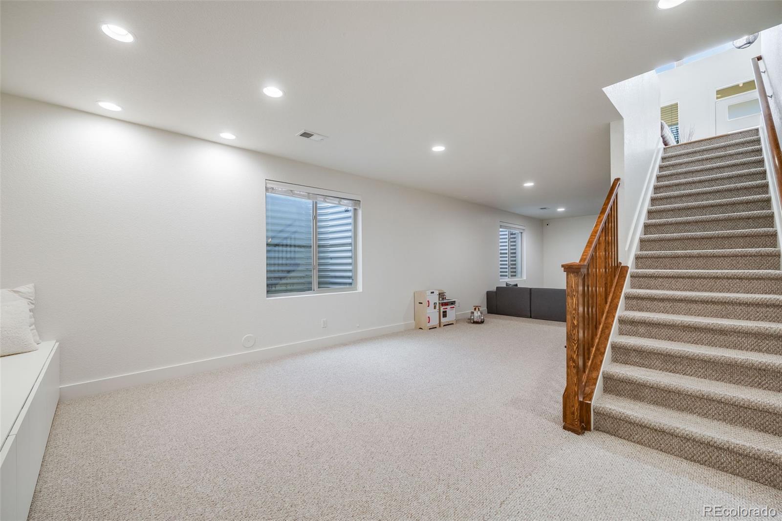 MLS Image #21 for 2777  ironton street,denver, Colorado