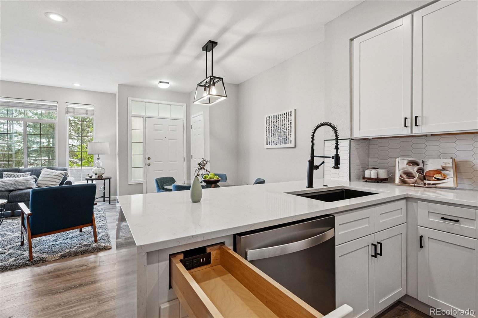 MLS Image #18 for 5555 e briarwood avenue 2604,centennial, Colorado