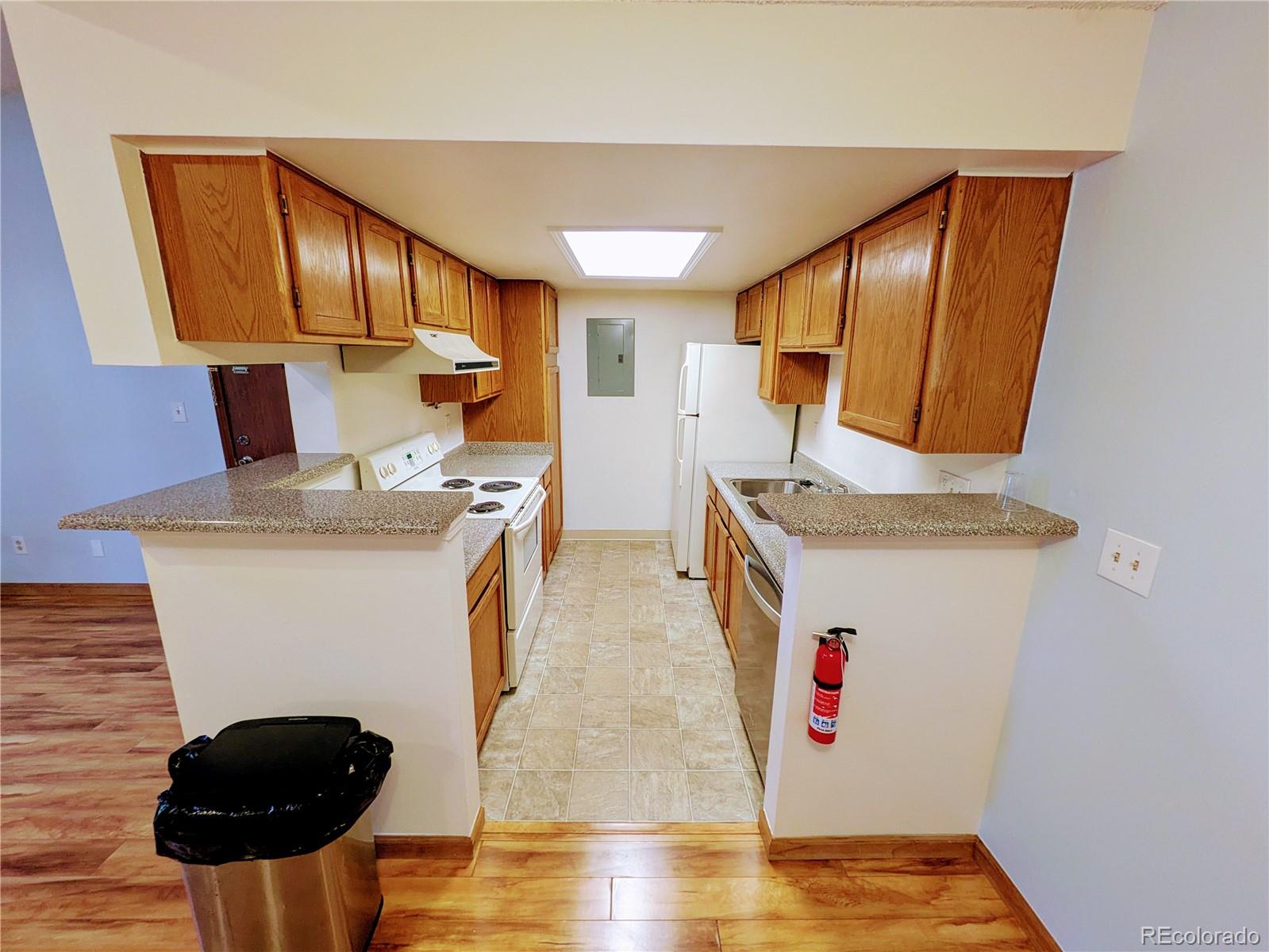MLS Image #7 for 8600 e alameda avenue,denver, Colorado