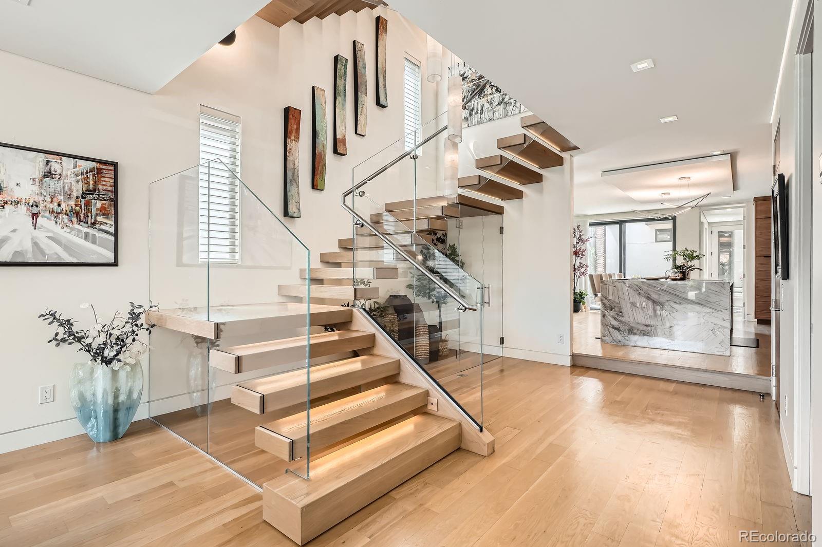 MLS Image #13 for 1717  irving street,denver, Colorado