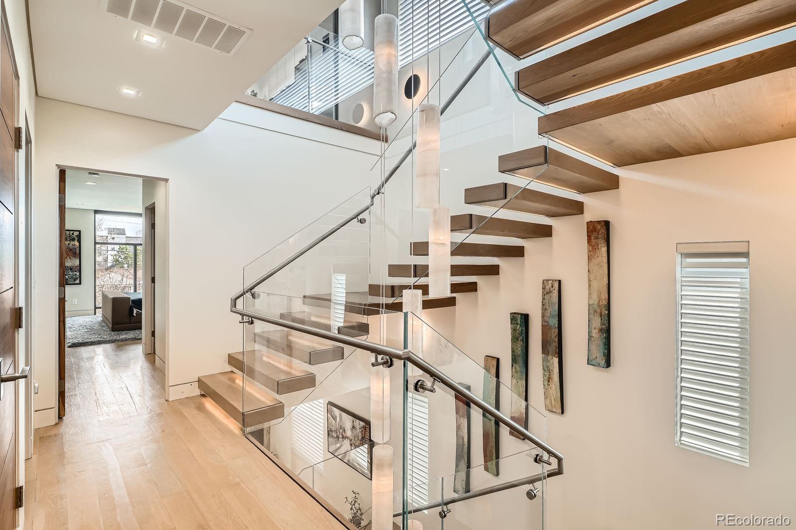 MLS Image #24 for 1717  irving street,denver, Colorado