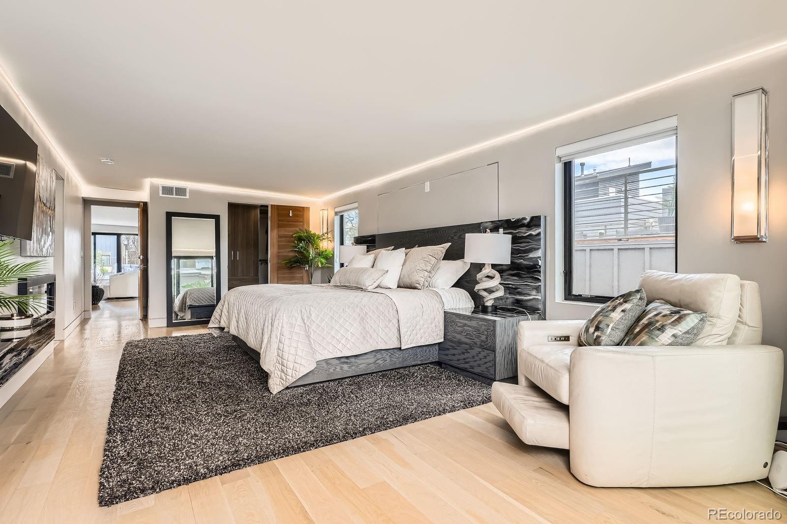 MLS Image #26 for 1717  irving street,denver, Colorado