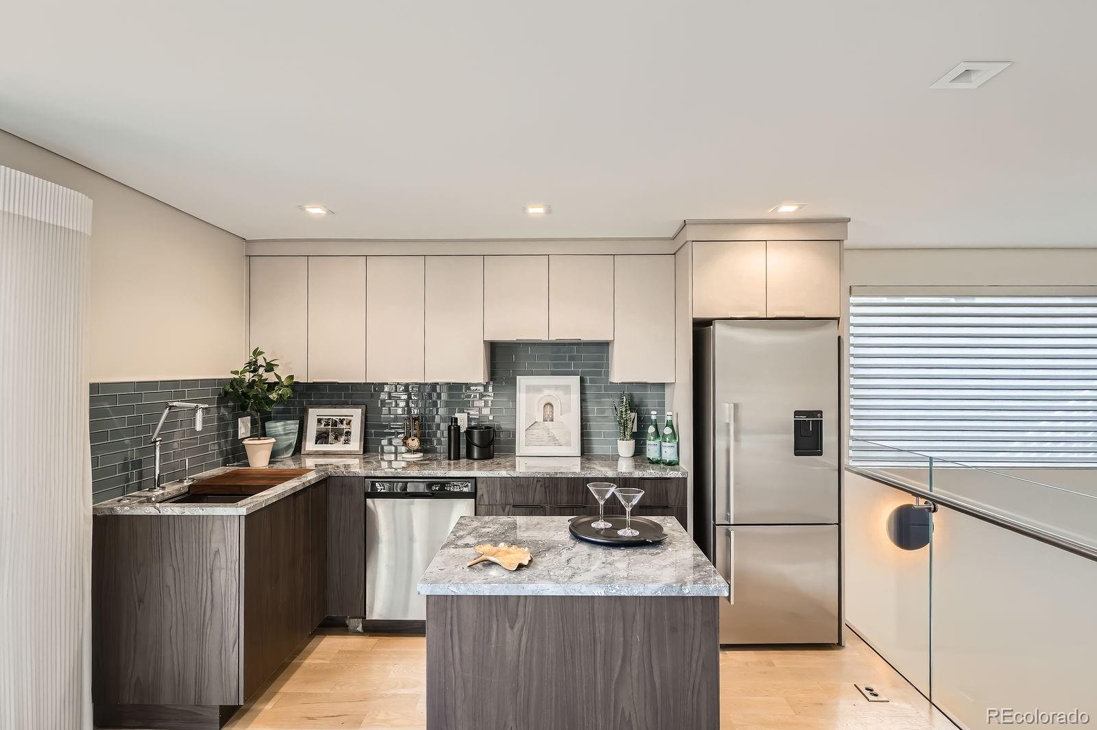 MLS Image #33 for 1717  irving street,denver, Colorado