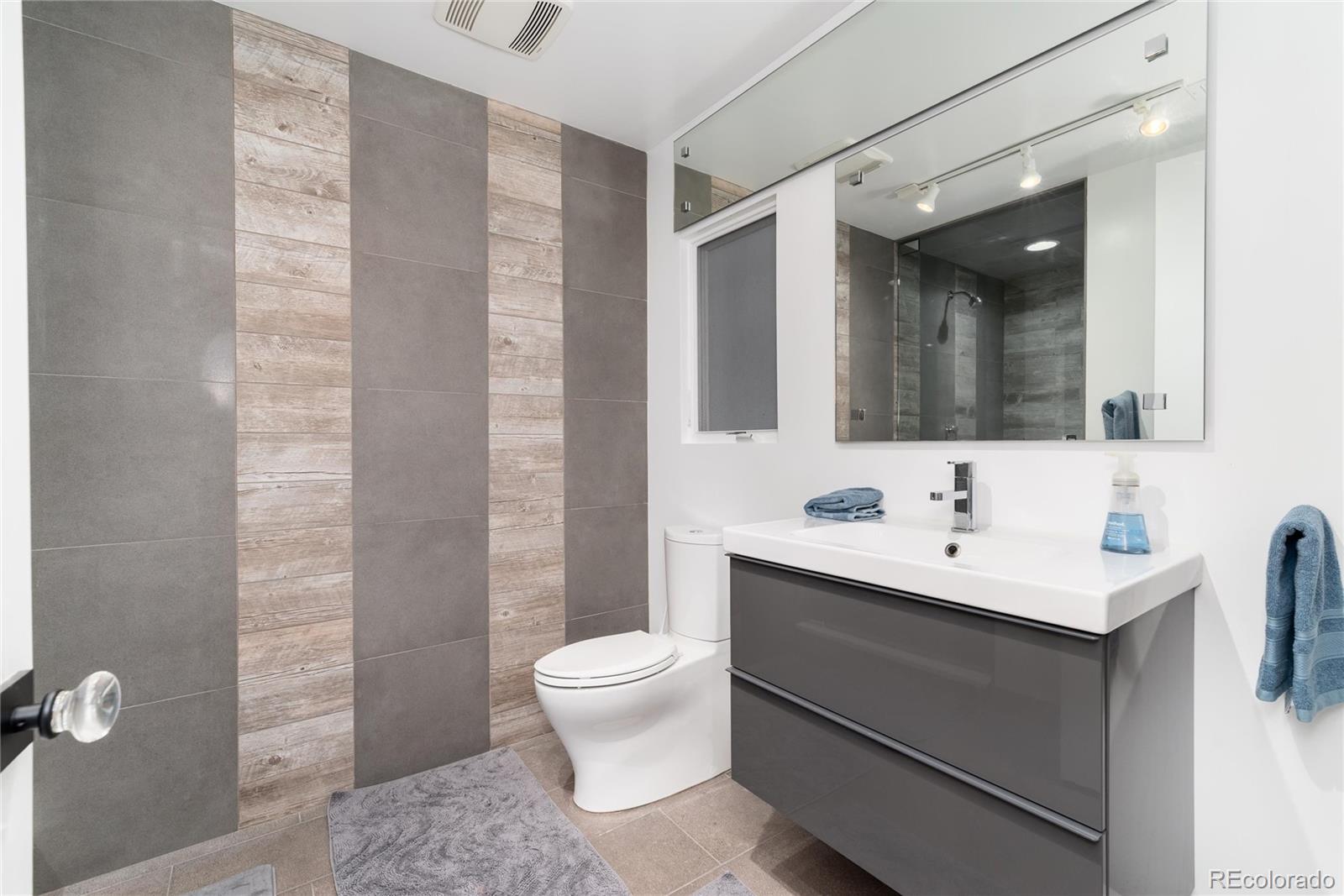 MLS Image #30 for 3925 s cherry street,englewood, Colorado