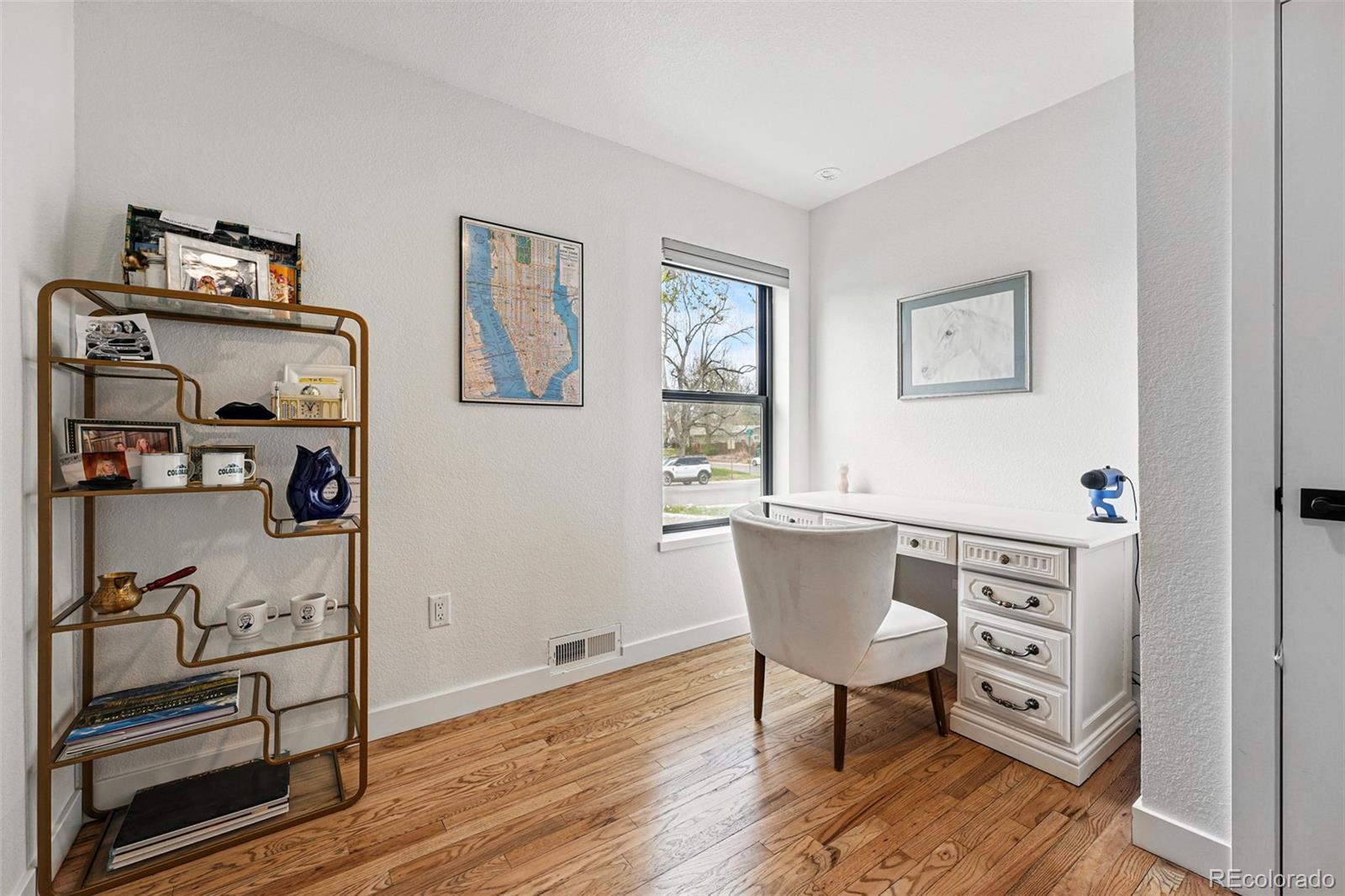 MLS Image #23 for 1220 s elm street,denver, Colorado