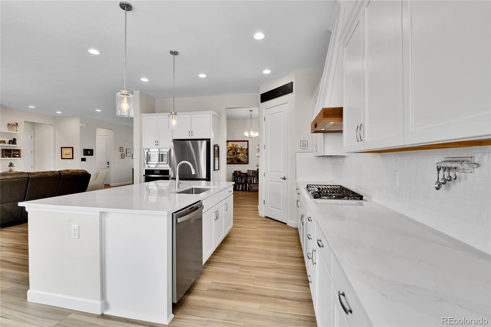 MLS Image #7 for 1195  melting snow way,castle rock, Colorado
