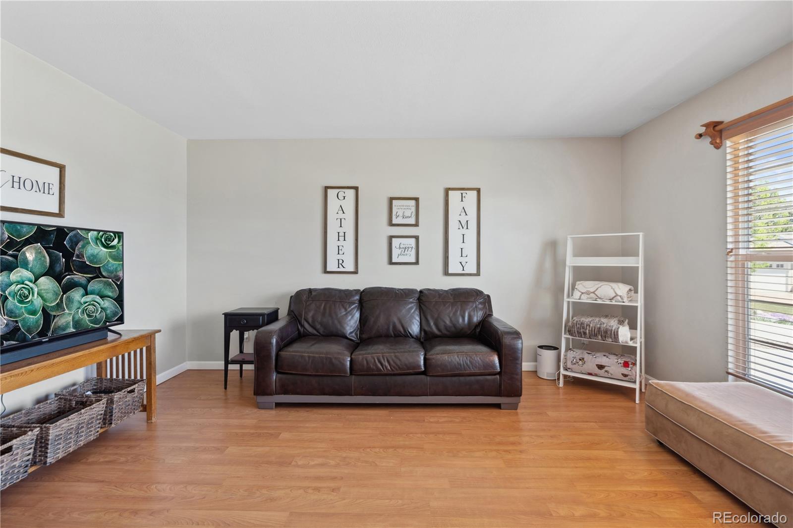 MLS Image #5 for 1853 s zeno way,aurora, Colorado