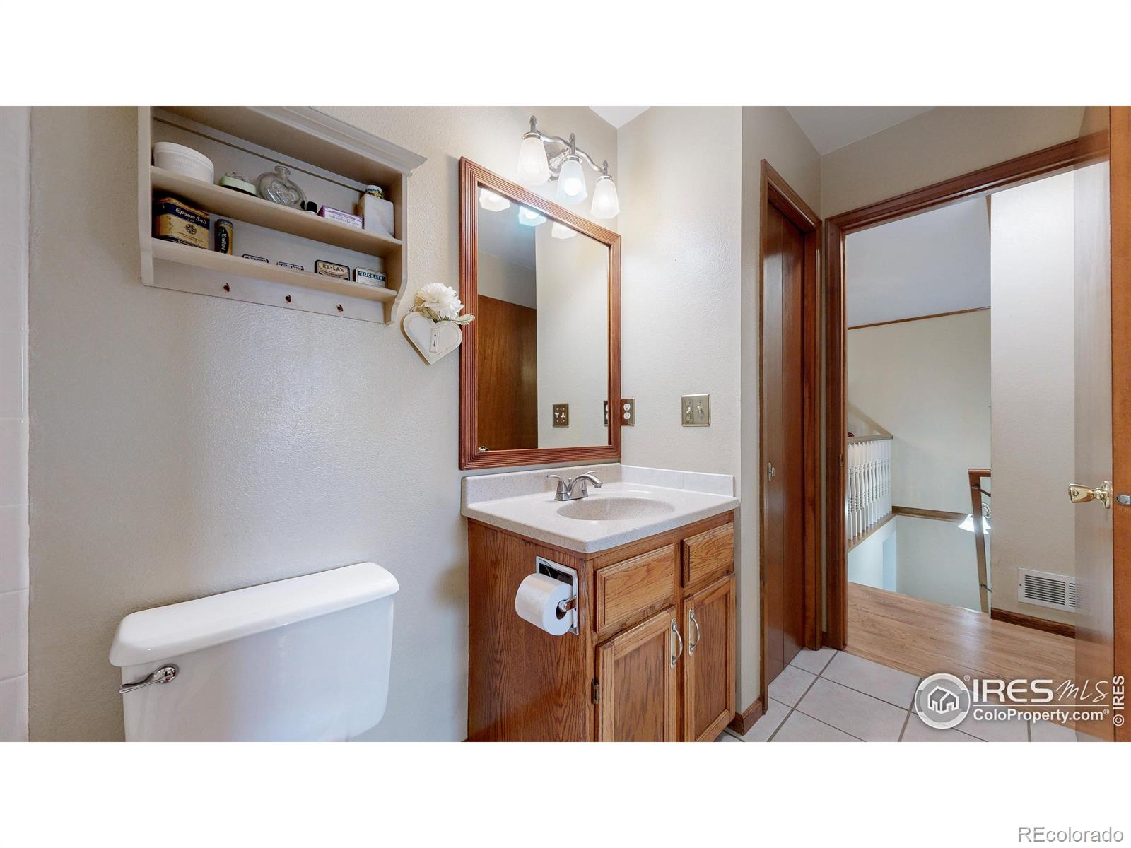 MLS Image #15 for 729  jay place,berthoud, Colorado