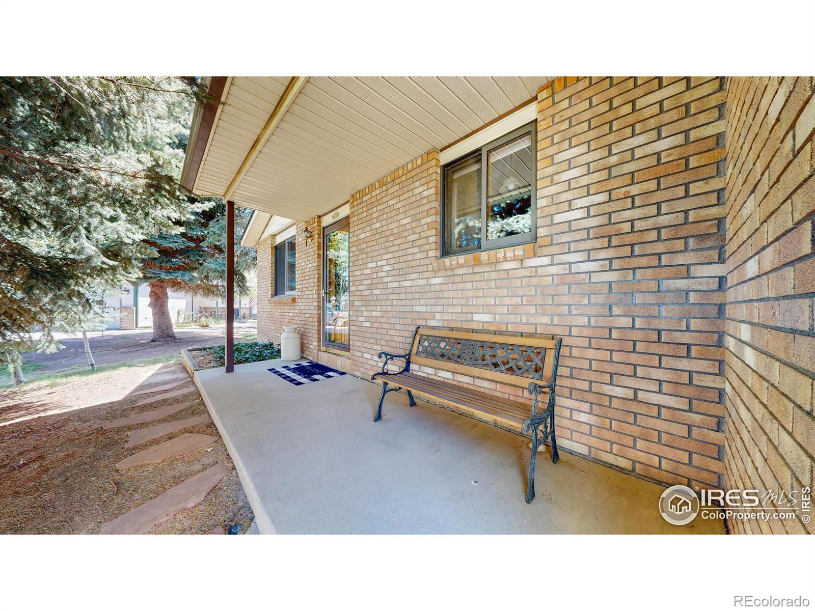 MLS Image #2 for 729  jay place,berthoud, Colorado