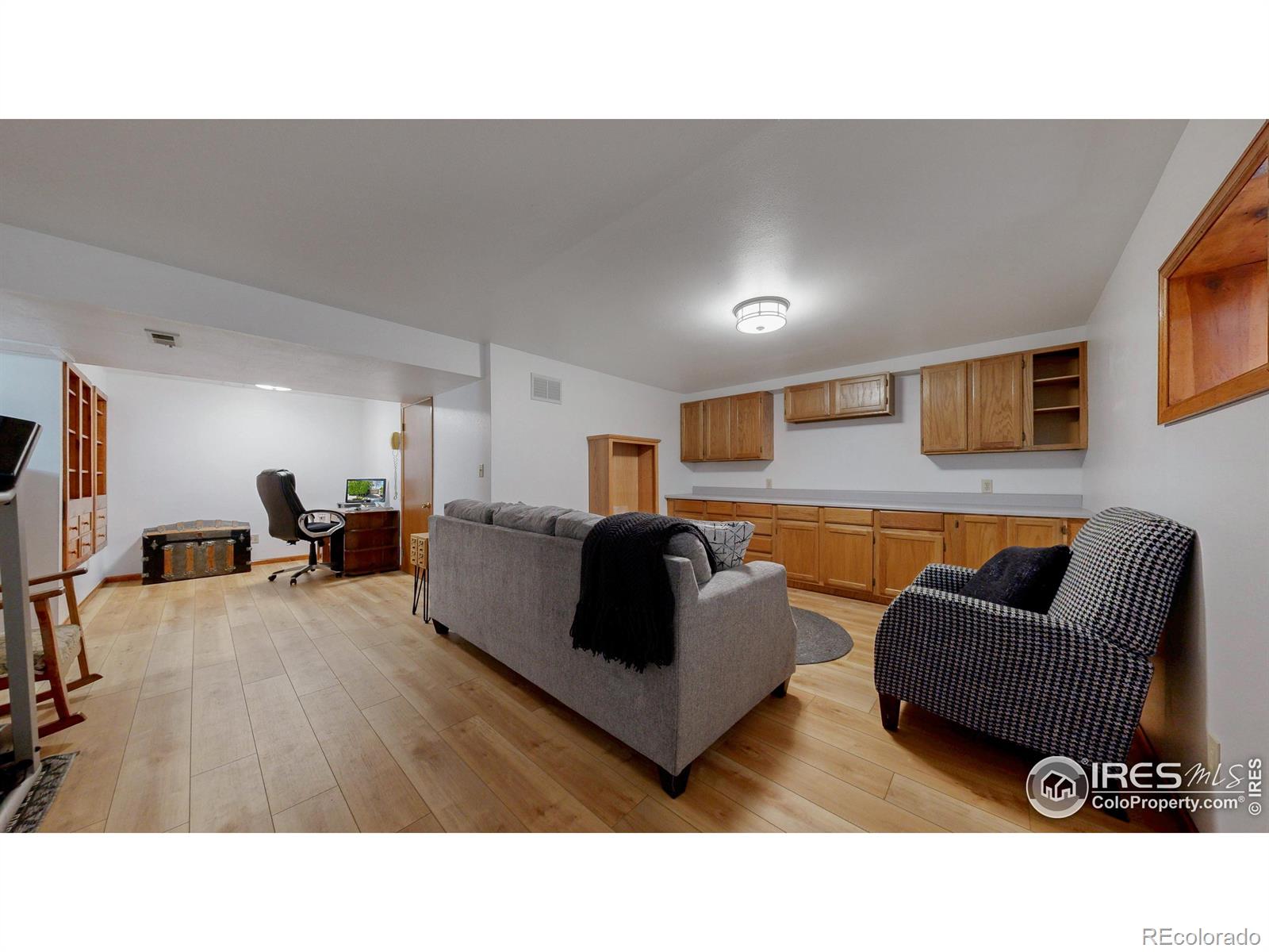 MLS Image #21 for 729  jay place,berthoud, Colorado