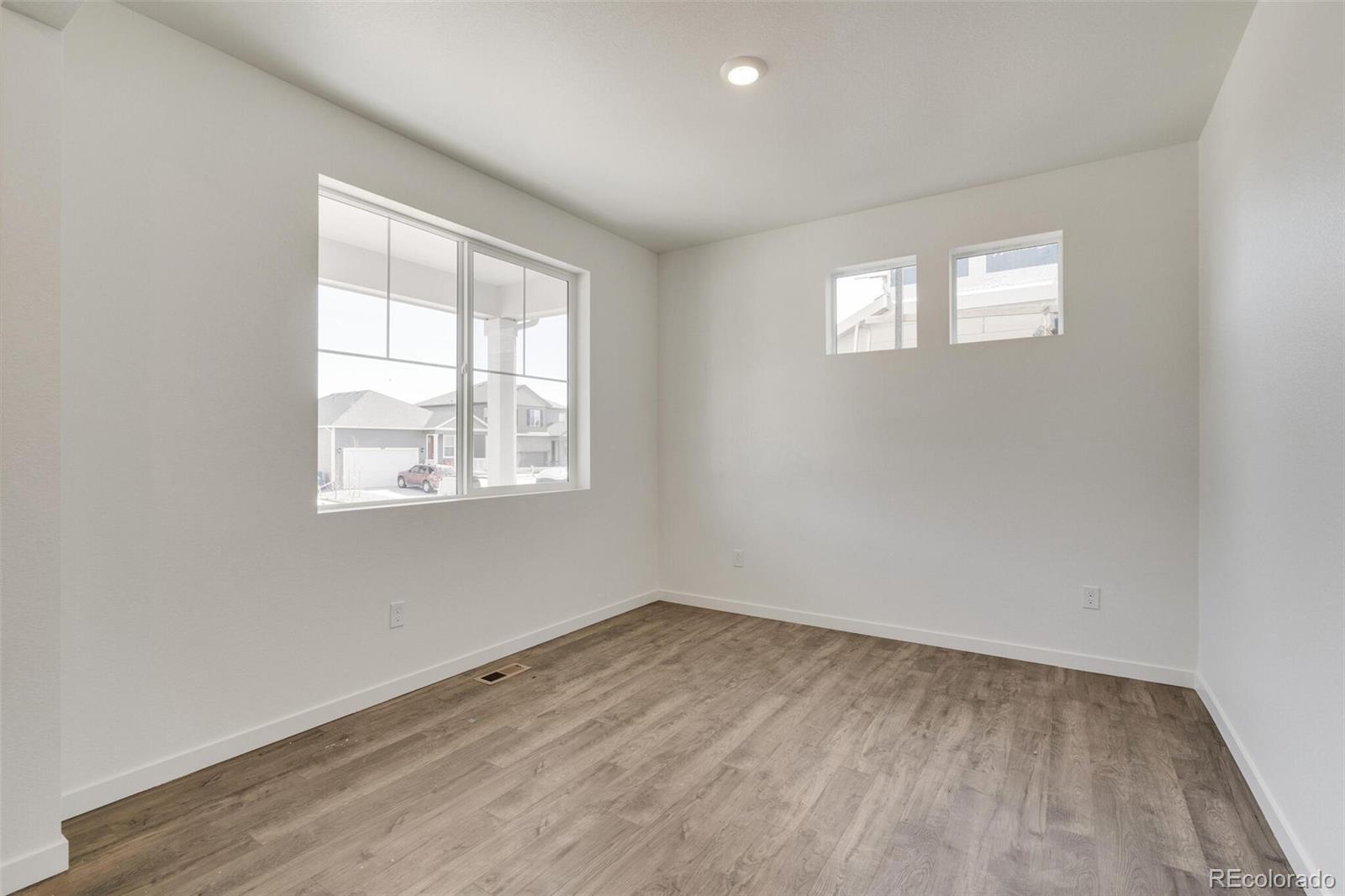 MLS Image #18 for 352  hummingbird lane,johnstown, Colorado