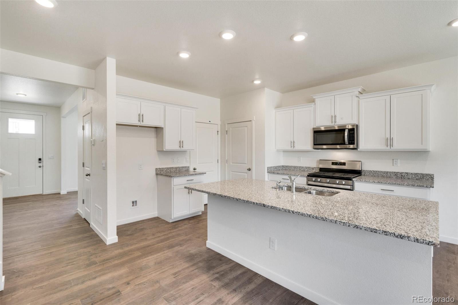 MLS Image #8 for 352  hummingbird lane,johnstown, Colorado
