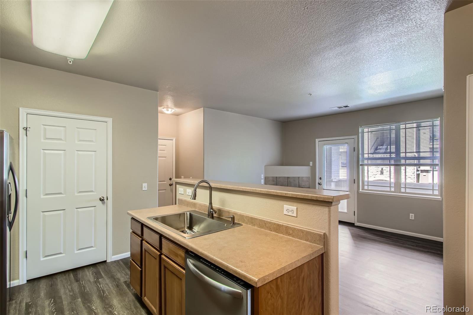 MLS Image #4 for 8083 w 51st place,arvada, Colorado