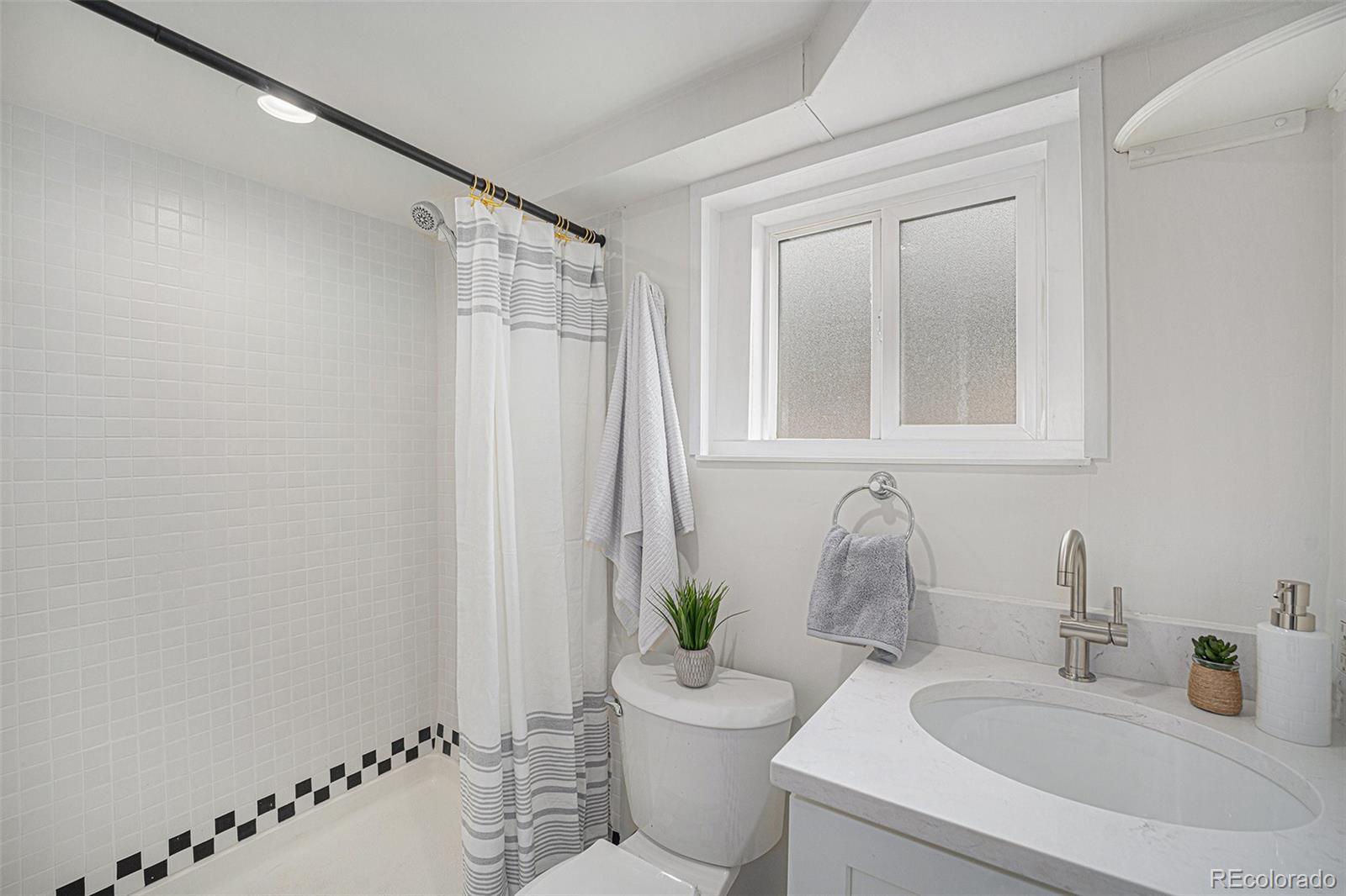 MLS Image #17 for 2272  jay street,edgewater, Colorado