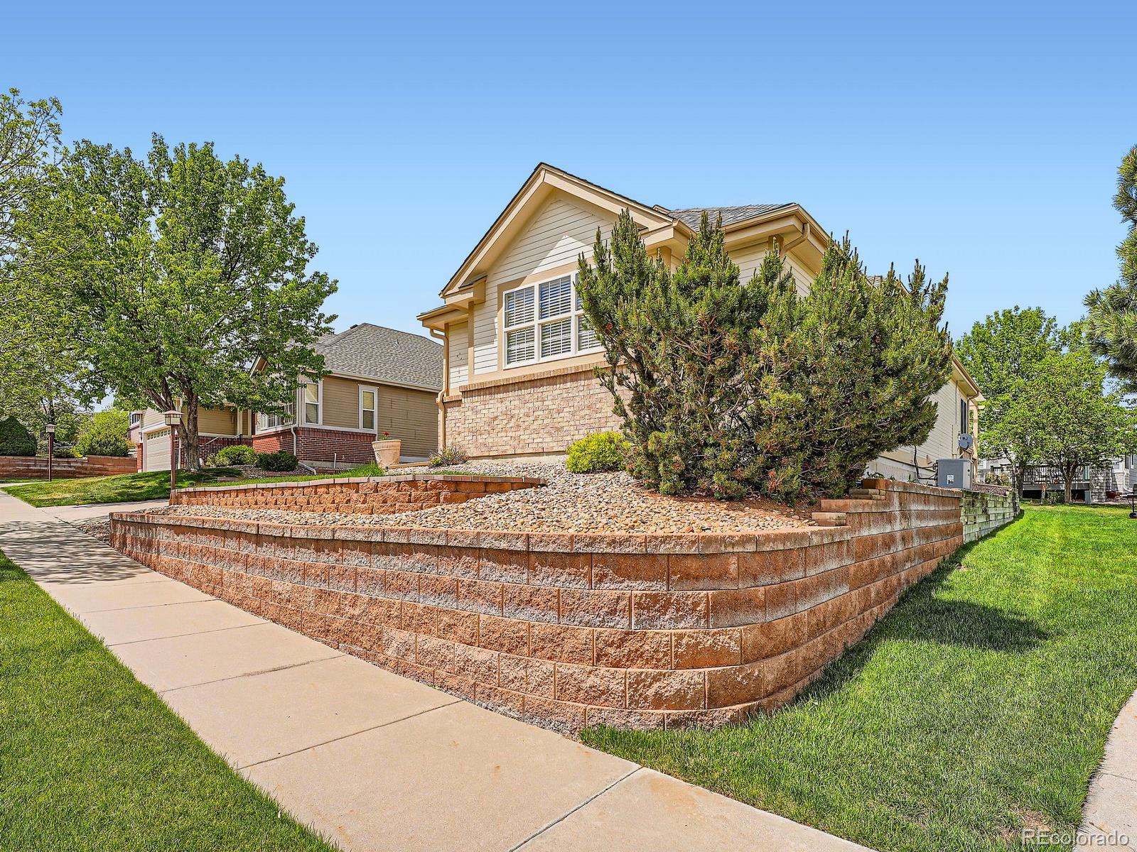 MLS Image #2 for 7922 s algonquian way,aurora, Colorado