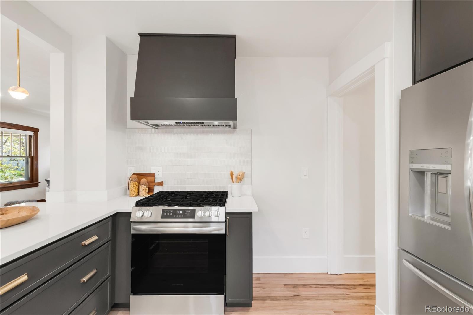 MLS Image #14 for 3361 w 36th avenue,denver, Colorado