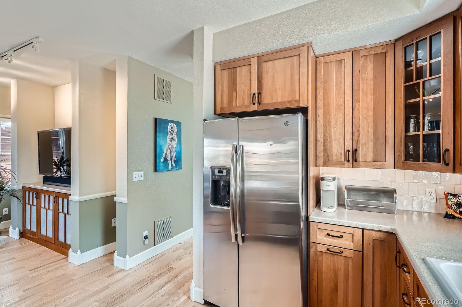 MLS Image #9 for 821 s high street,denver, Colorado