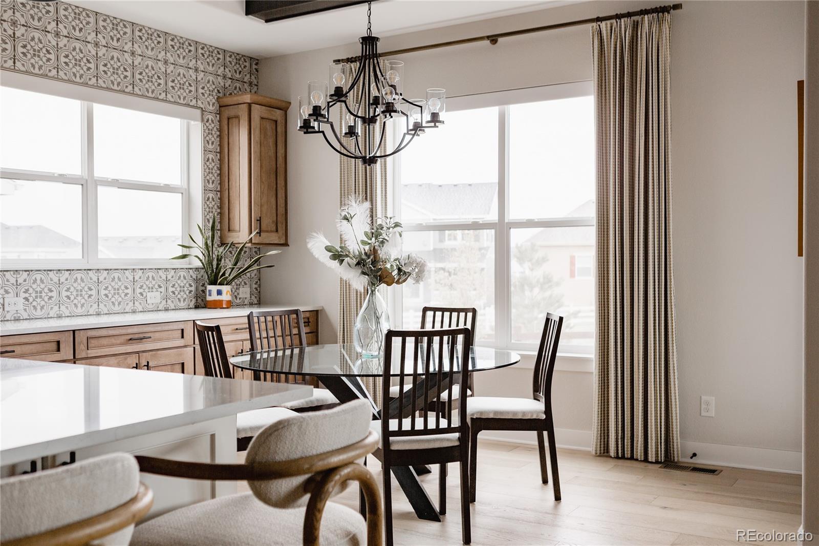 MLS Image #10 for 27608 e ottawa avenue,aurora, Colorado