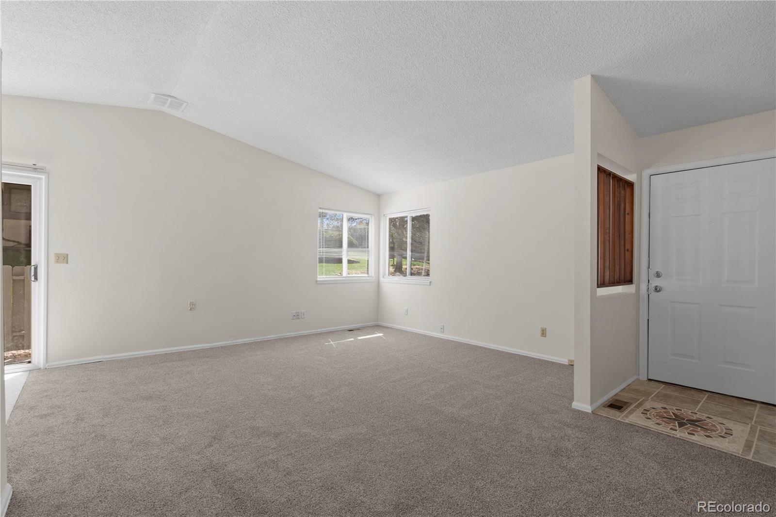 MLS Image #4 for 4521  castlepoint drive,colorado springs, Colorado