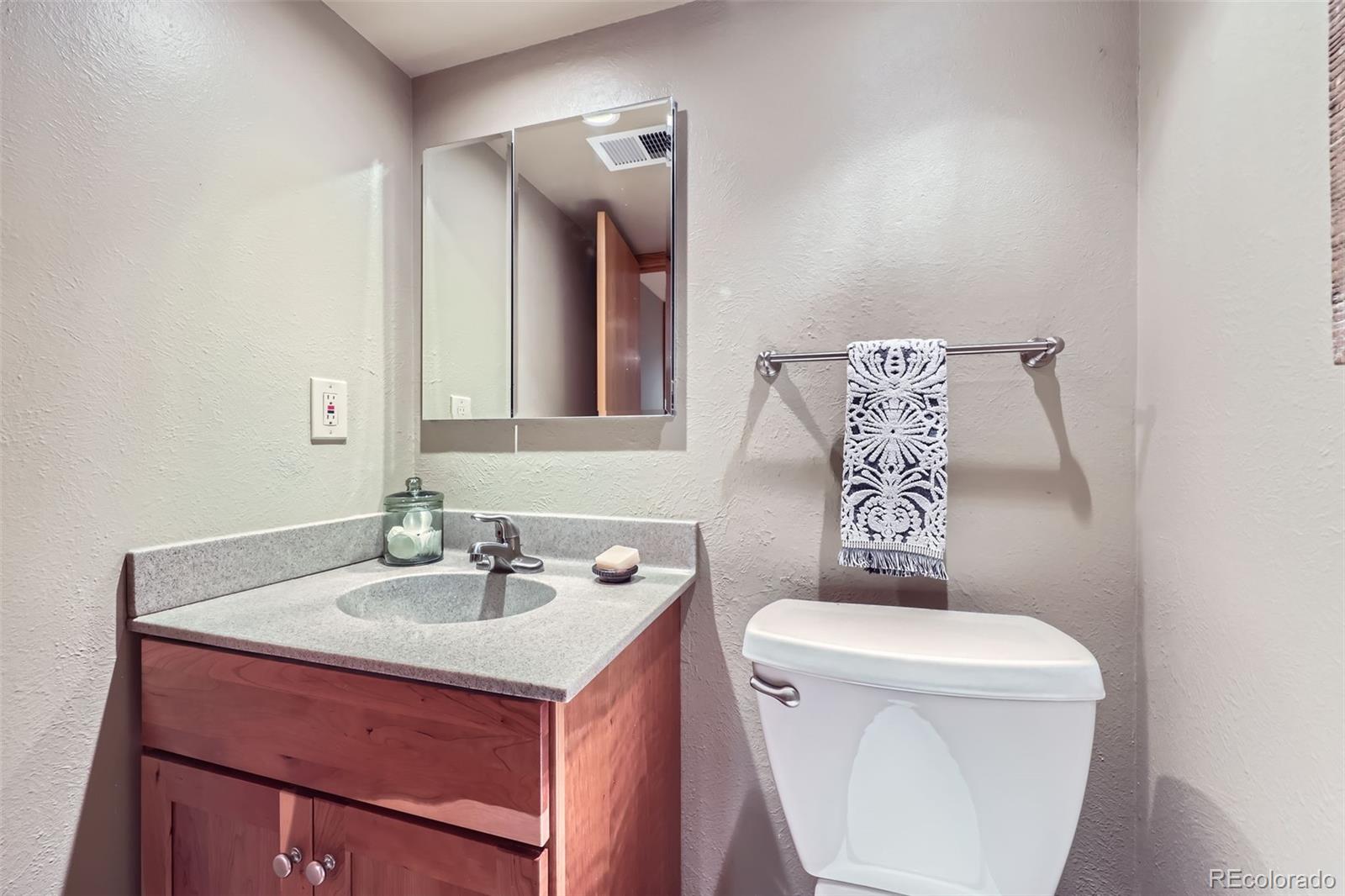 MLS Image #13 for 7380  tabor street,arvada, Colorado