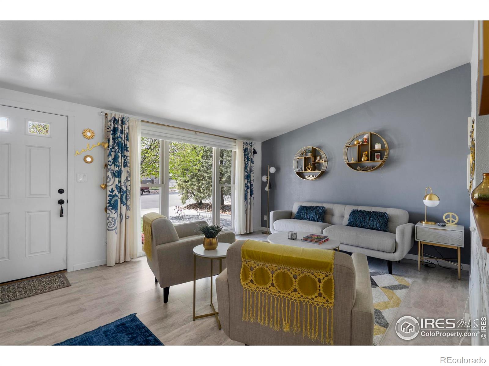 MLS Image #4 for 1021  charlotte street,johnstown, Colorado