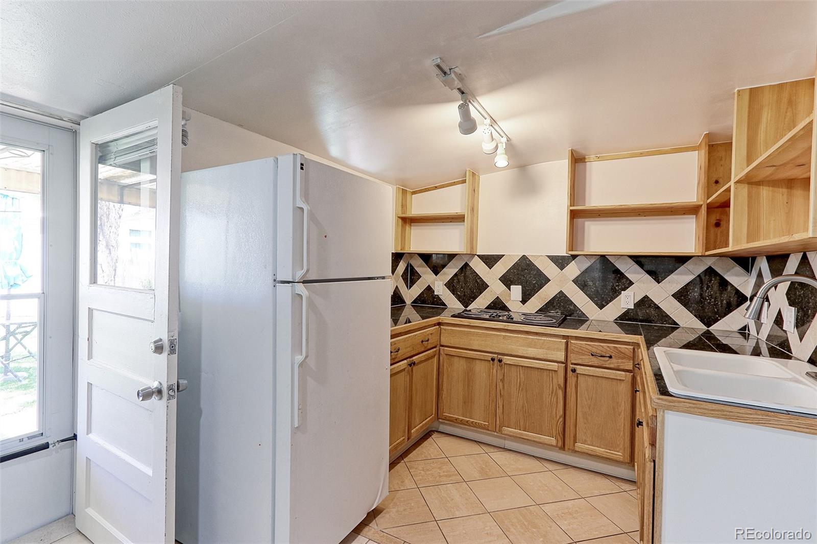 MLS Image #12 for 2561 s carey way,denver, Colorado