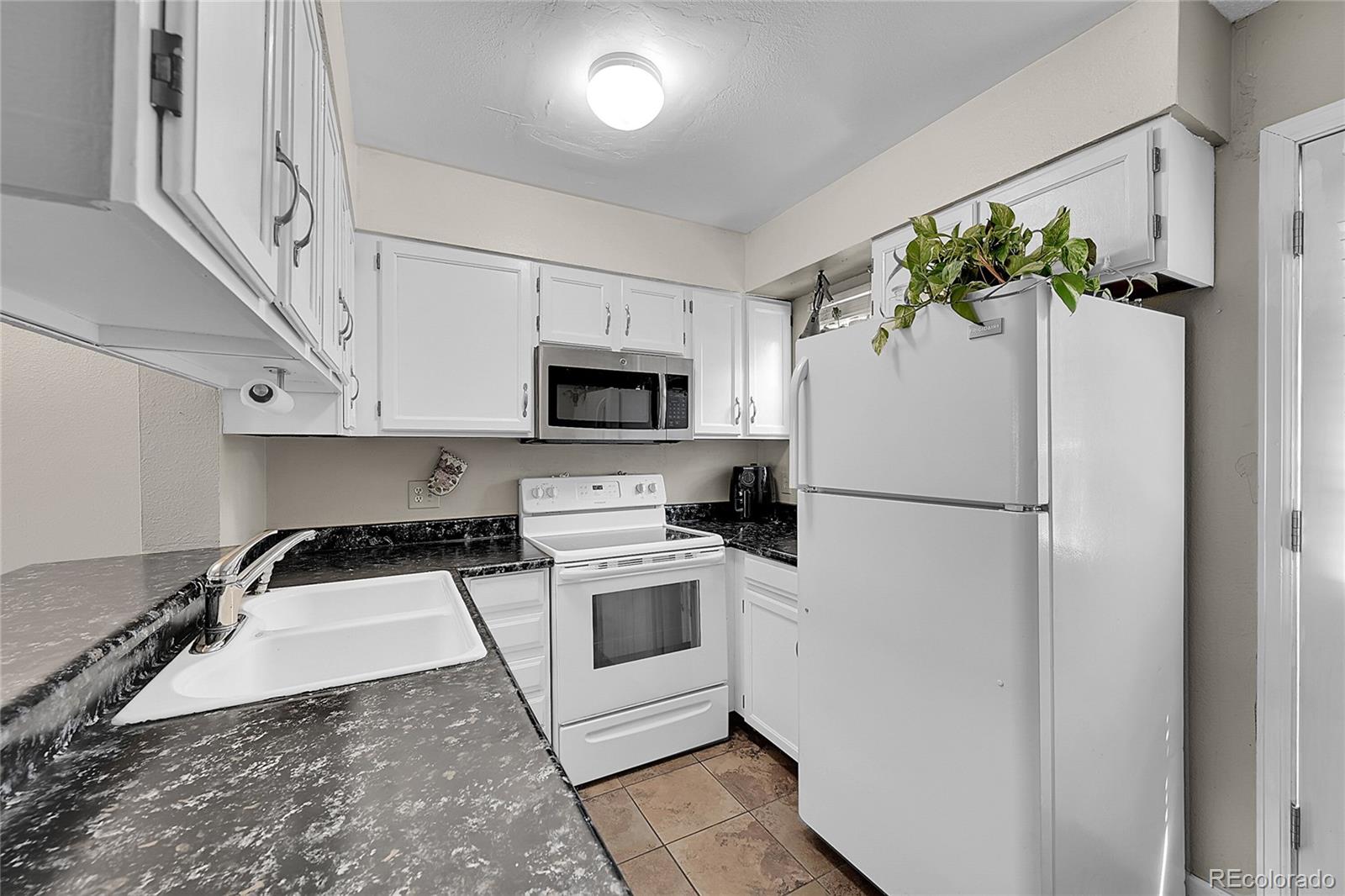 MLS Image #6 for 1662 s blackhawk way,aurora, Colorado