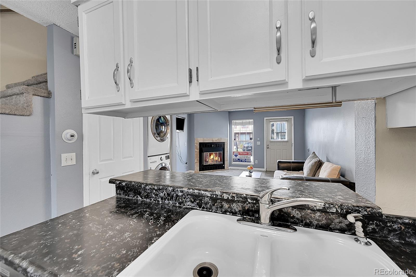 MLS Image #8 for 1662 s blackhawk way,aurora, Colorado