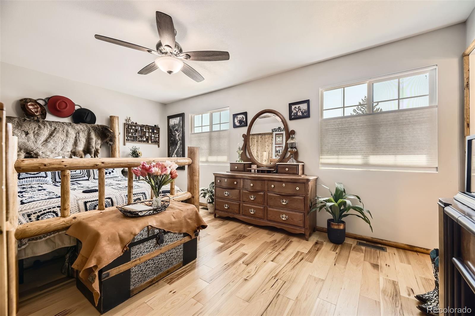 MLS Image #14 for 4845 s taft street,morrison, Colorado