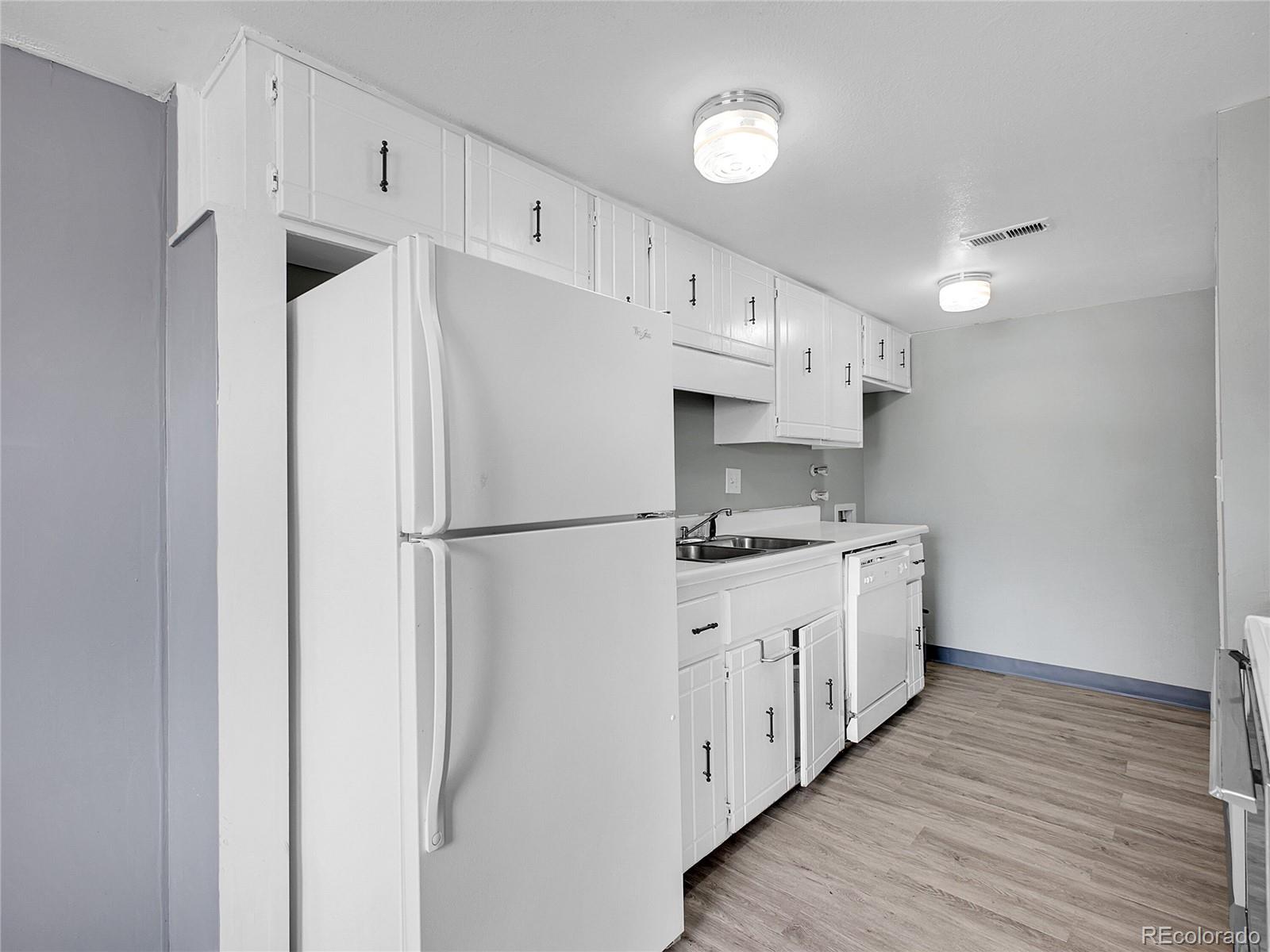 MLS Image #4 for 3355 s flower street,lakewood, Colorado