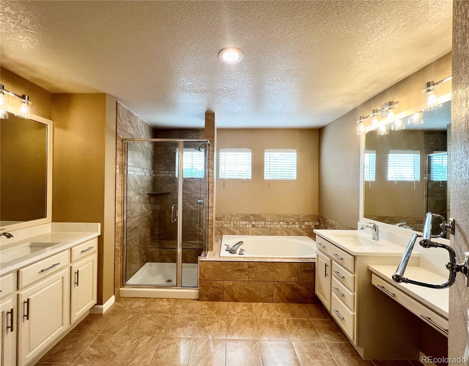 MLS Image #18 for 20532 e lake circle,centennial, Colorado