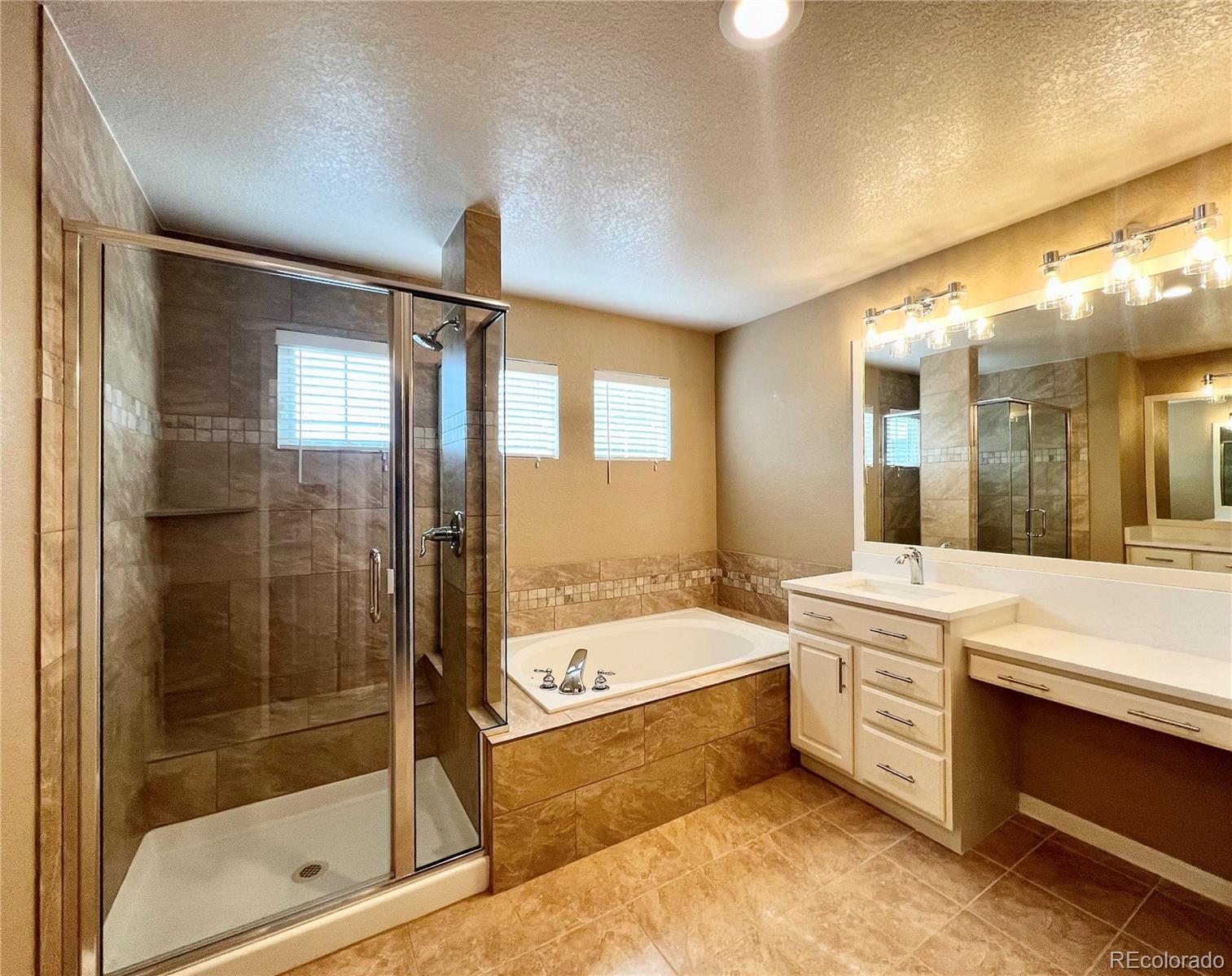 MLS Image #19 for 20532 e lake circle,centennial, Colorado