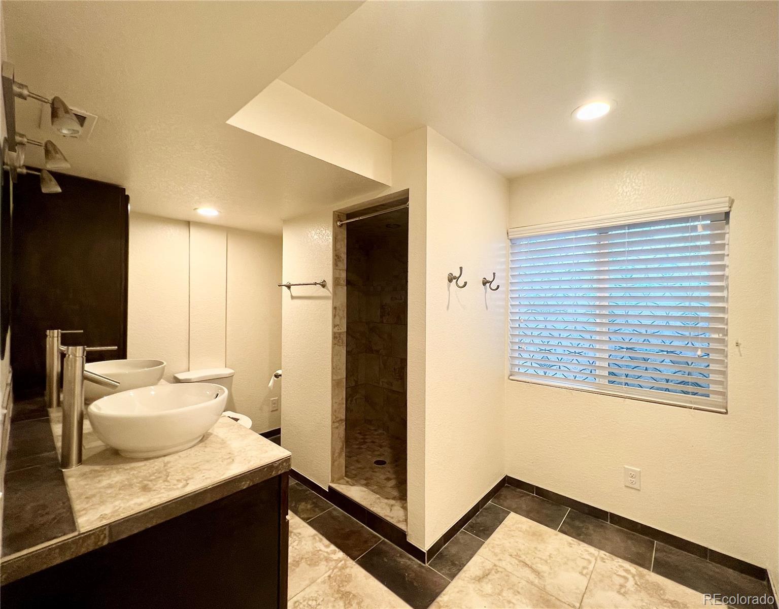 MLS Image #24 for 20532 e lake circle,centennial, Colorado