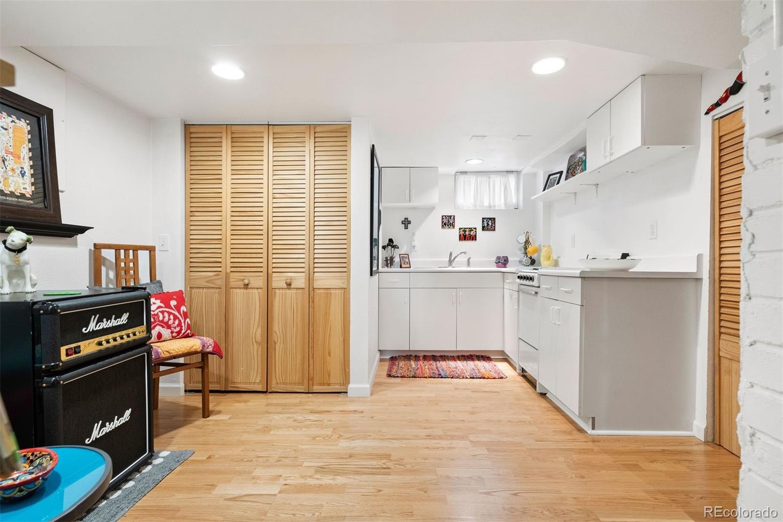 MLS Image #31 for 1439 s emerson street,denver, Colorado
