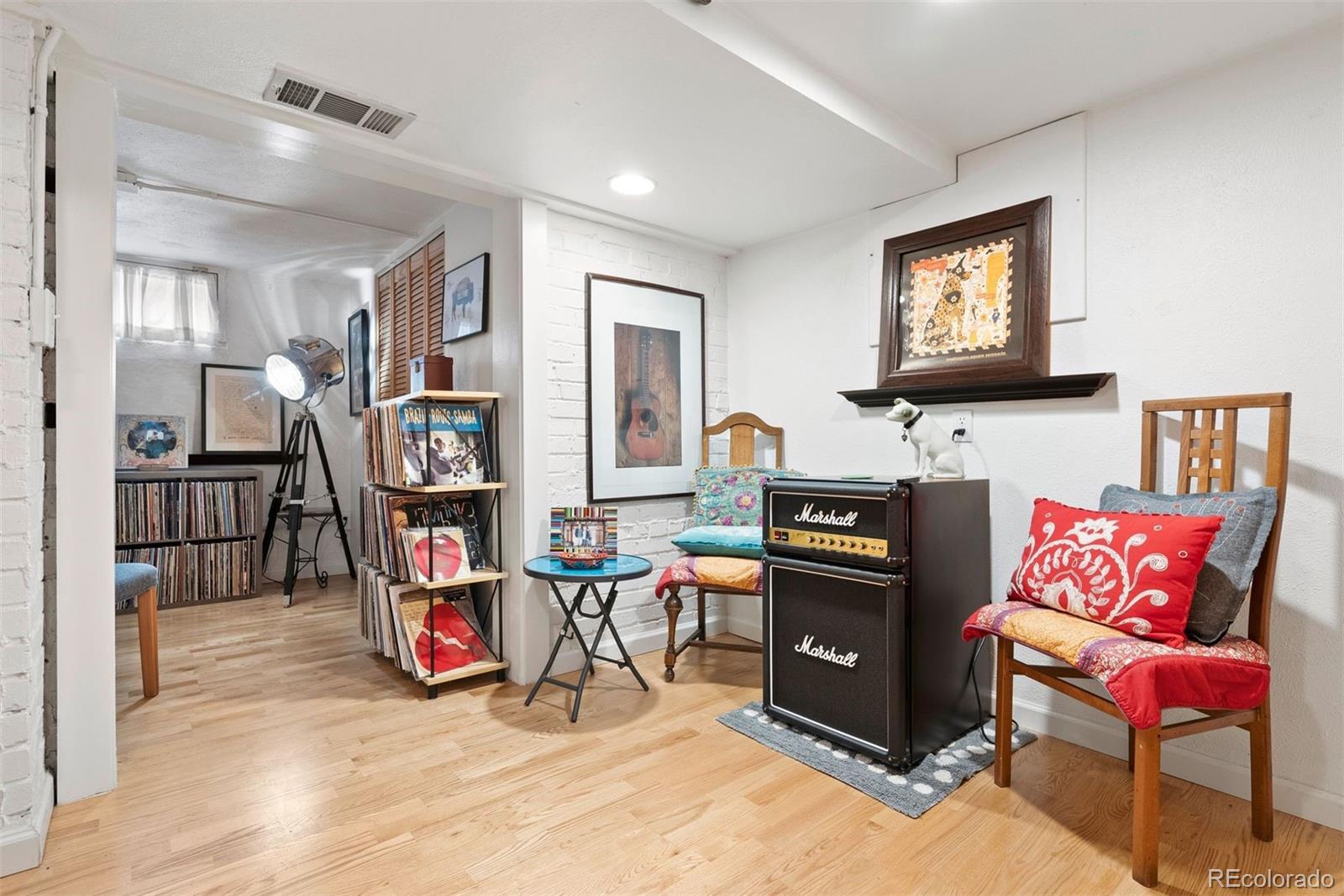 MLS Image #33 for 1439 s emerson street,denver, Colorado