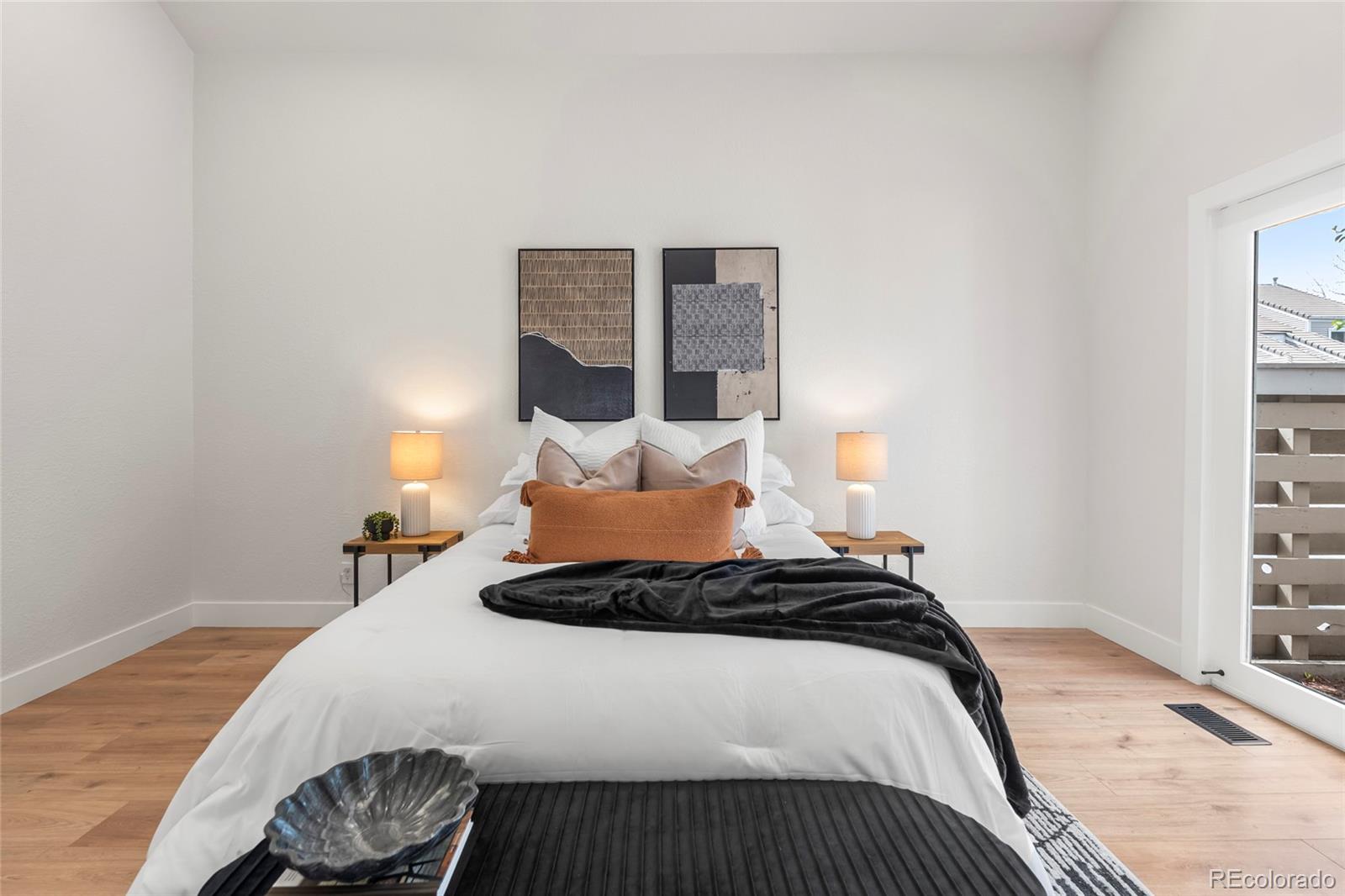 MLS Image #15 for 2275 s yosemite circle,denver, Colorado