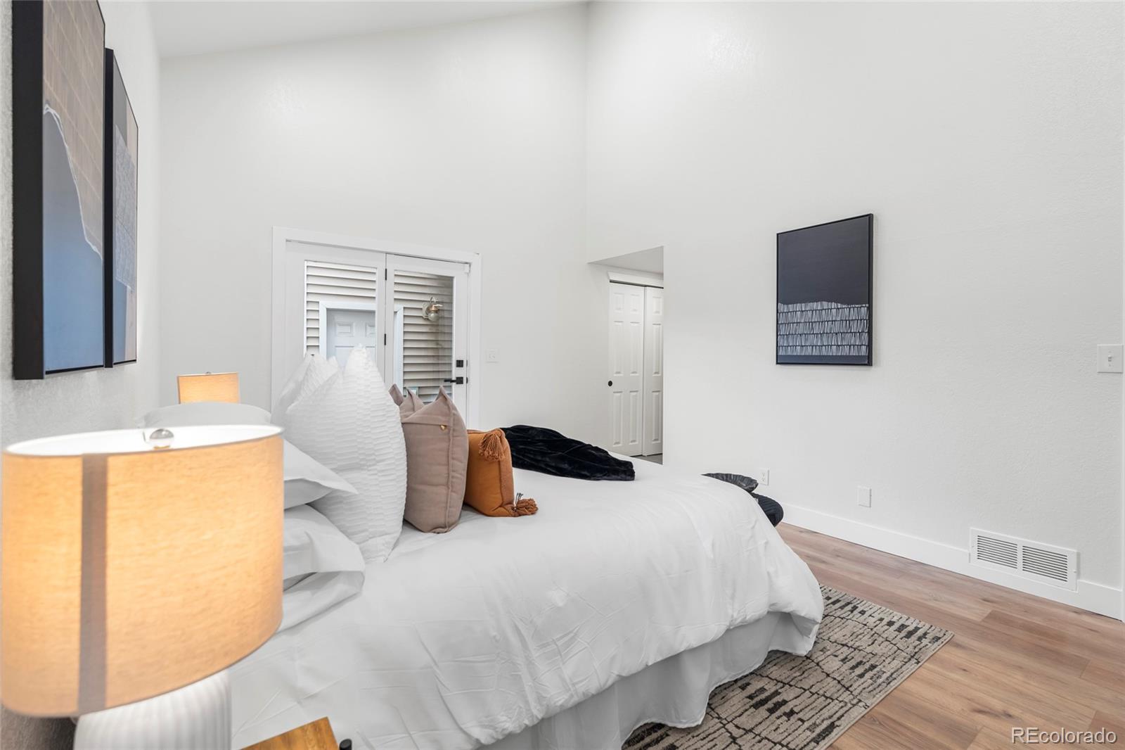MLS Image #16 for 2275 s yosemite circle,denver, Colorado