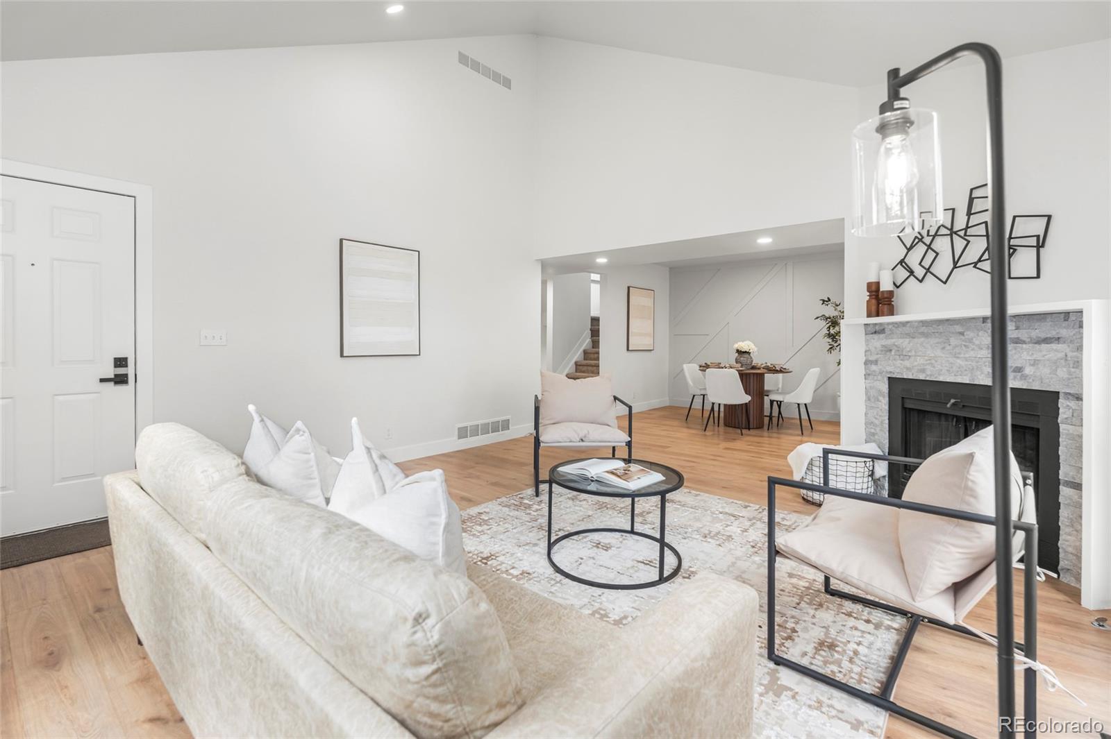 MLS Image #2 for 2275 s yosemite circle,denver, Colorado