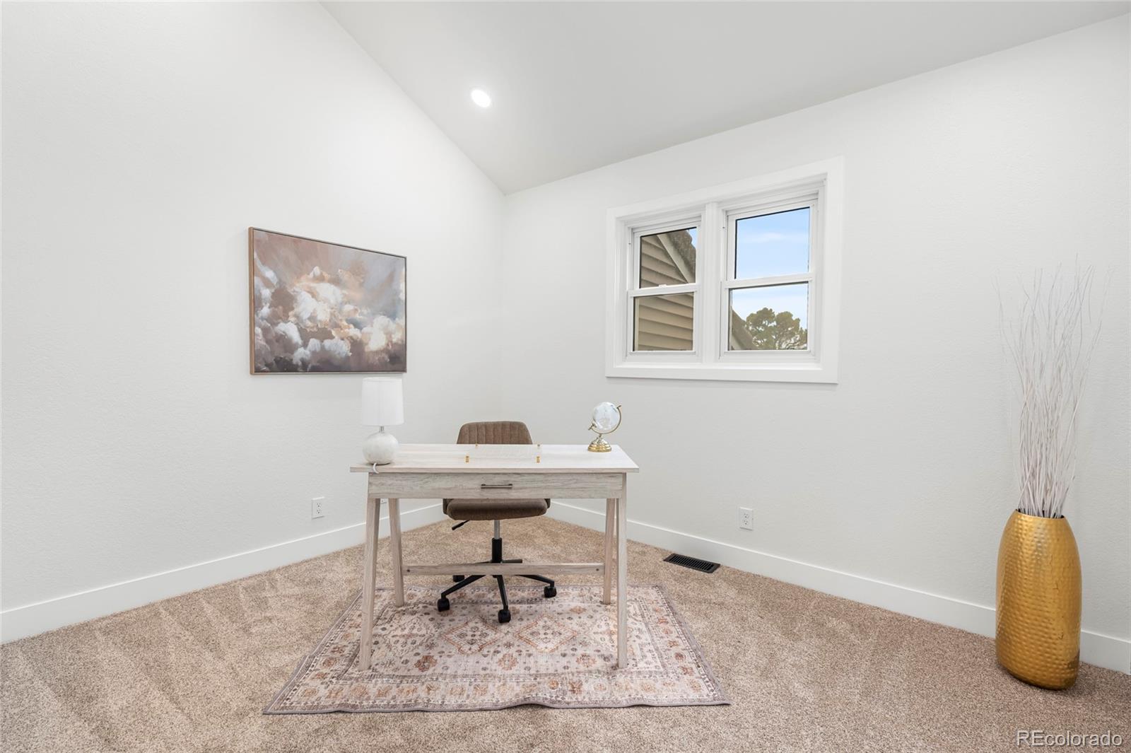 MLS Image #22 for 2275 s yosemite circle,denver, Colorado