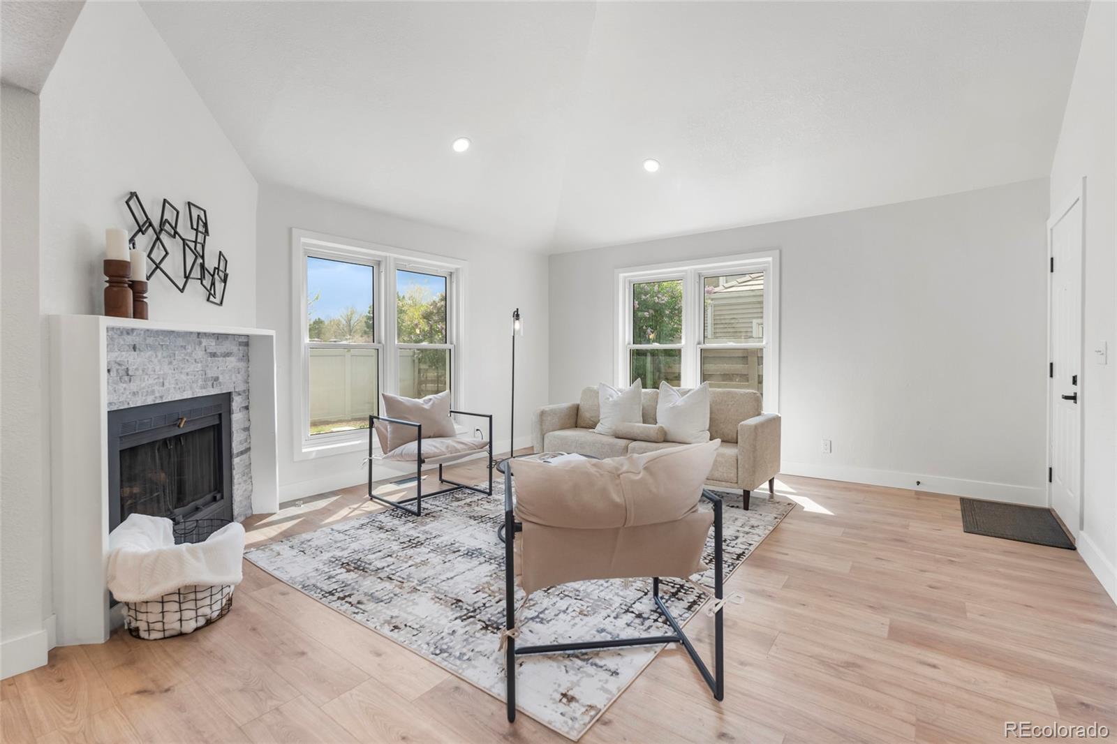 MLS Image #3 for 2275 s yosemite circle,denver, Colorado