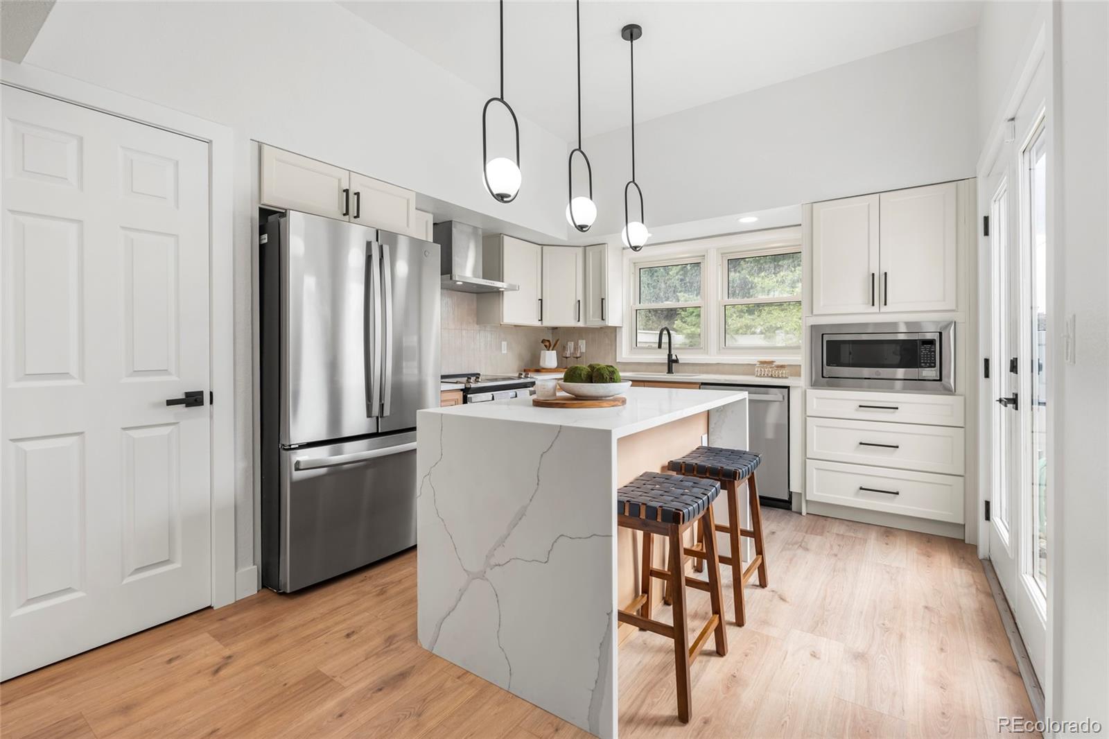 MLS Image #6 for 2275 s yosemite circle,denver, Colorado