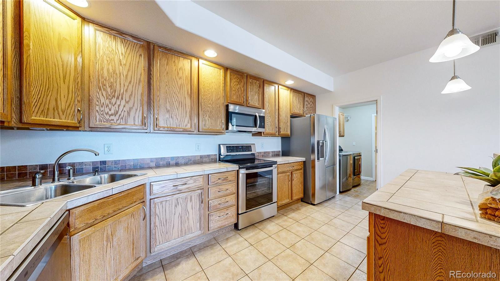 MLS Image #12 for 11374  xavier drive,westminster, Colorado