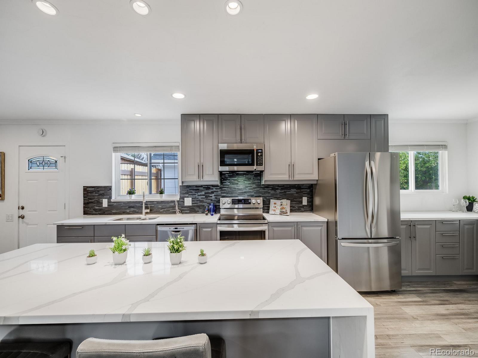 MLS Image #10 for 6863 s detroit circle,centennial, Colorado