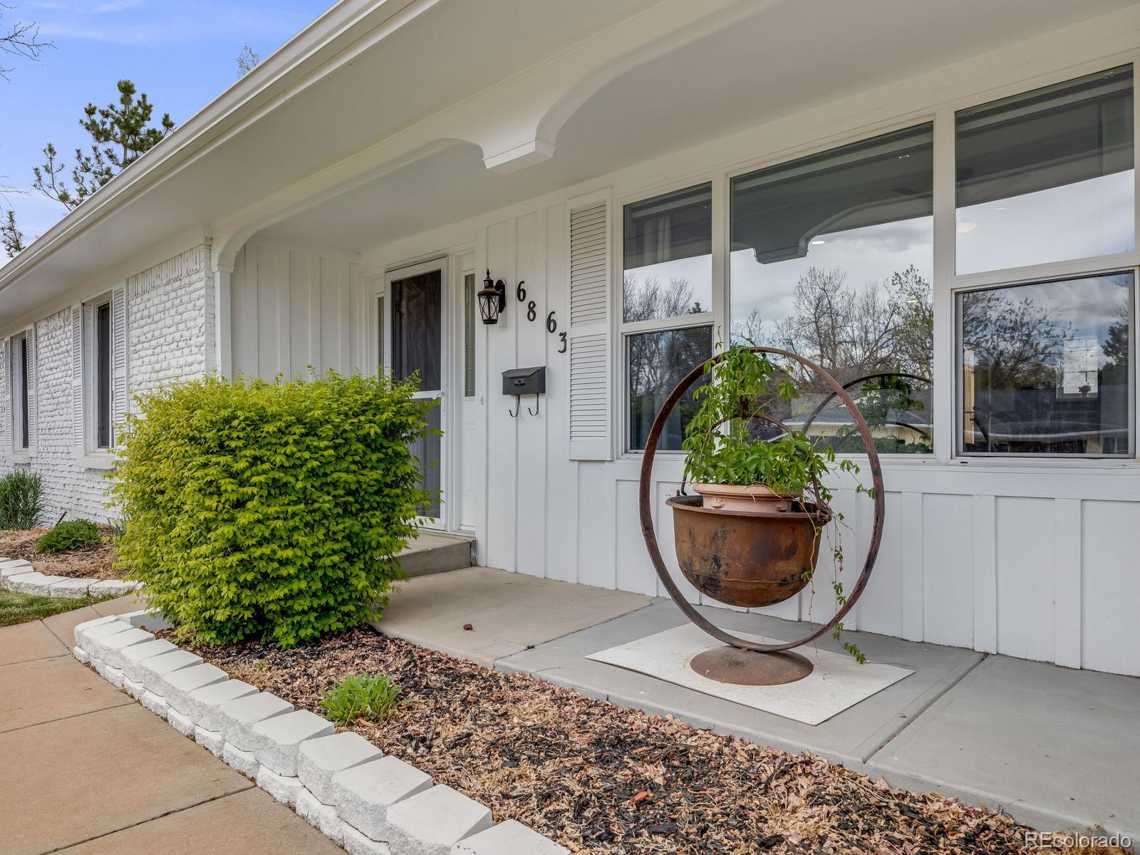 MLS Image #2 for 6863 s detroit circle,centennial, Colorado