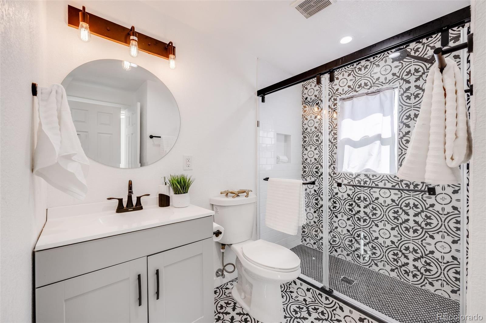 MLS Image #15 for 3249 w alaska place,denver, Colorado