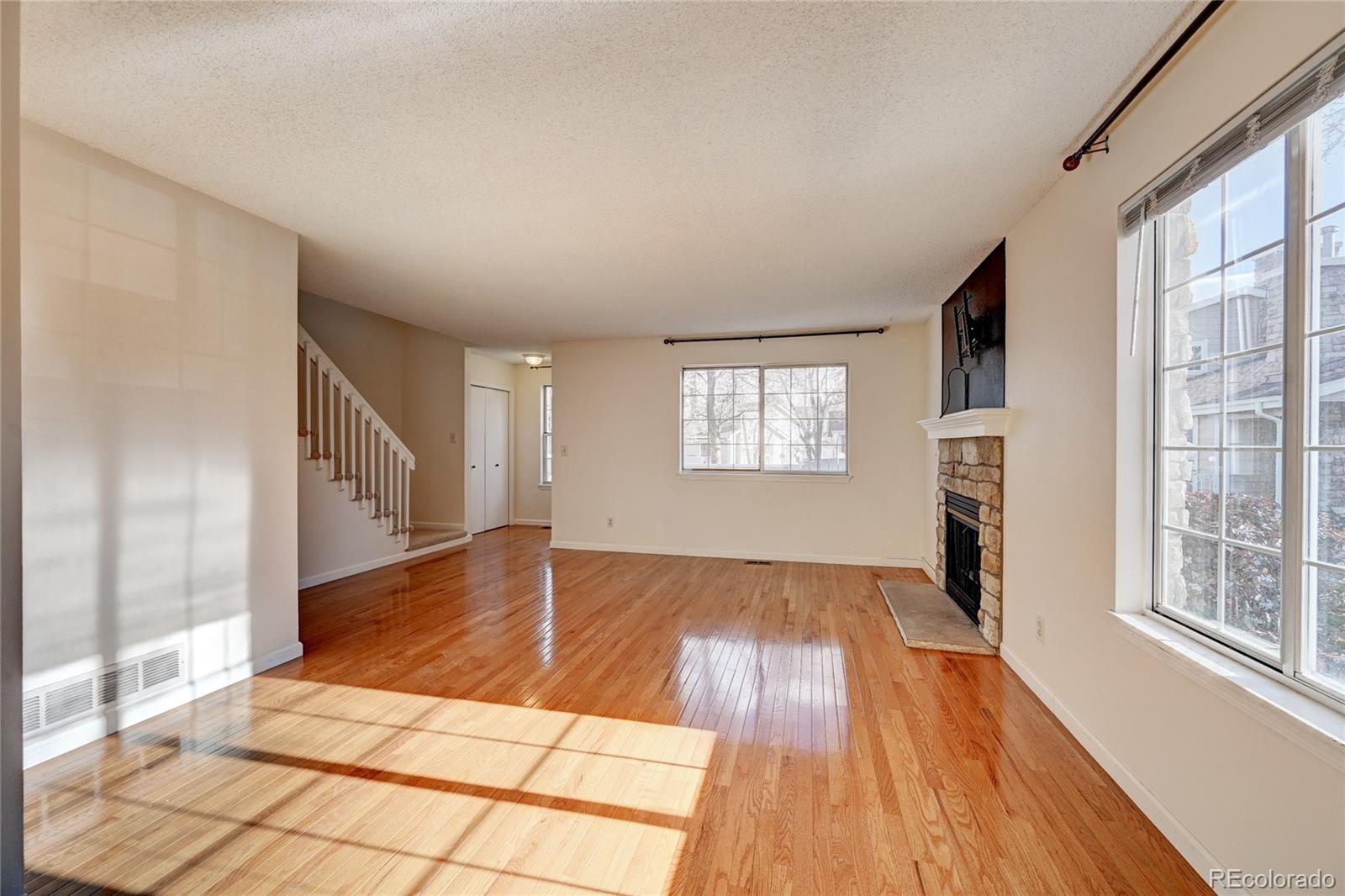 MLS Image #6 for 8418  everett way c,arvada, Colorado